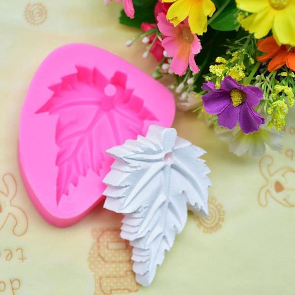 handmade soap mould maple leaf mould aromatherapy plaster spread stone car pendants scented candles bak bbyxcm
handmade soap mould maple leaf mould aromatherapy plaster spread stone car pendants scented candles bak bbyxcm