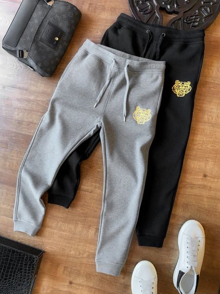 2021 crewneck pullover thick men's pant jogger kènzõ tigerr embroidery, Black
2021 crewneck pullover thick men's pant jogger kènzõ tigerr embroidery, Black