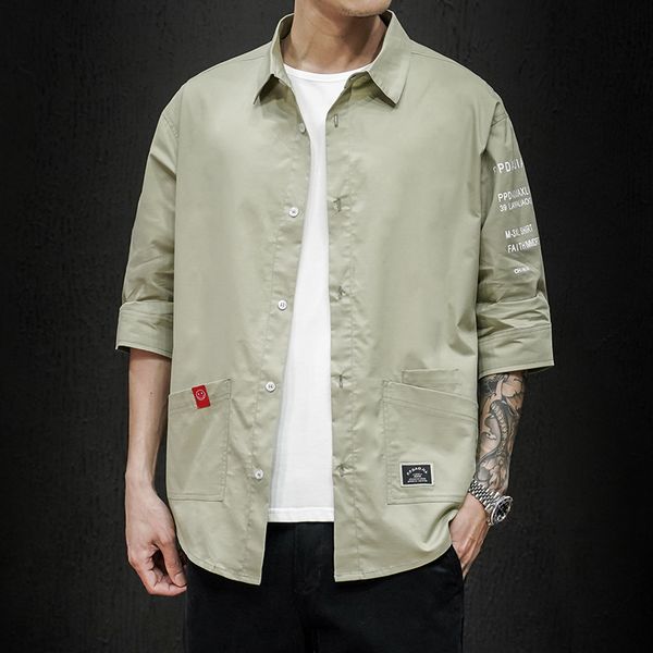 2021 new men 's casual jacket half sleeve plaid hip hop shirt spring and autumn fit 242j, White;black
2021 new men 's casual jacket half sleeve plaid hip hop shirt spring and autumn fit 242j, White;black