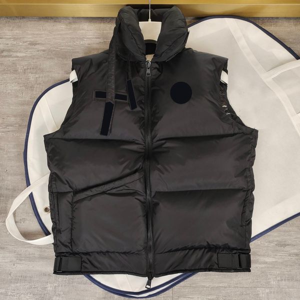 Classical mens Down MAYA Vts Printed letter cap Womens Vt Outerwear Winter WomensWaterproof Coats 5size, Black;white
Classical mens Down MAYA Vts Printed letter cap Womens Vt Outerwear Winter WomensWaterproof Coats 5size, Black;white