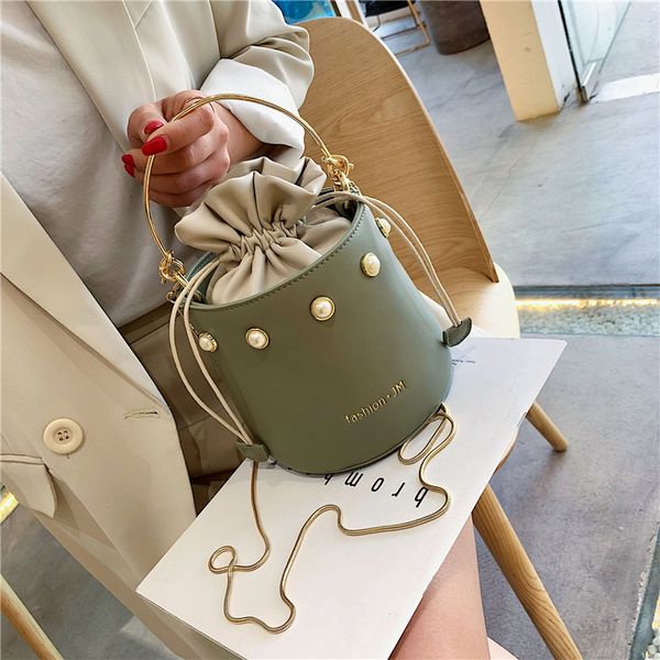 female messenger bagdesign purse pink lady casual shoulder transdy courier chain bag
female messenger bagdesign purse pink lady casual shoulder transdy courier chain bag