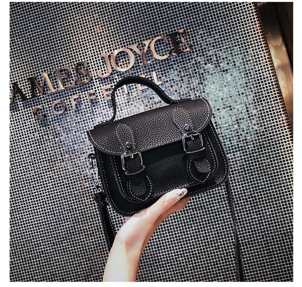 cross body 2021 fashion women handbag lychee pattern pu leather crossbody shoulder bags retro casual flap diagonal small square bag black
cross body 2021 fashion women handbag lychee pattern pu leather crossbody shoulder bags retro casual flap diagonal small square bag black