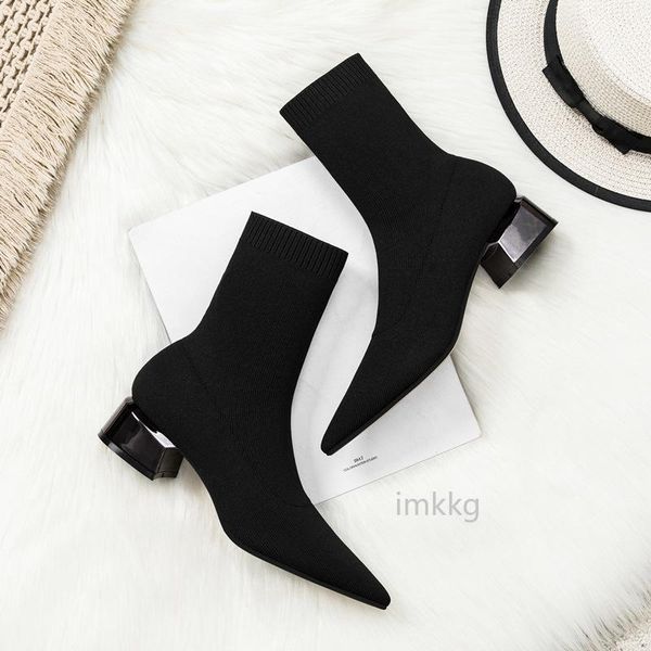 2021 fashion women winter elastic sock ankle boots chunky high heel stretch woman black knitted booties pointed botas mujer
2021 fashion women winter elastic sock ankle boots chunky high heel stretch woman black knitted booties pointed botas mujer