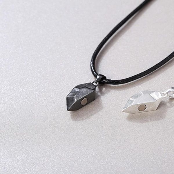 two souls one heart necklace couple neck chain lightweight simple pendant gift for men women pr sale
two souls one heart necklace couple neck chain lightweight simple pendant gift for men women pr sale