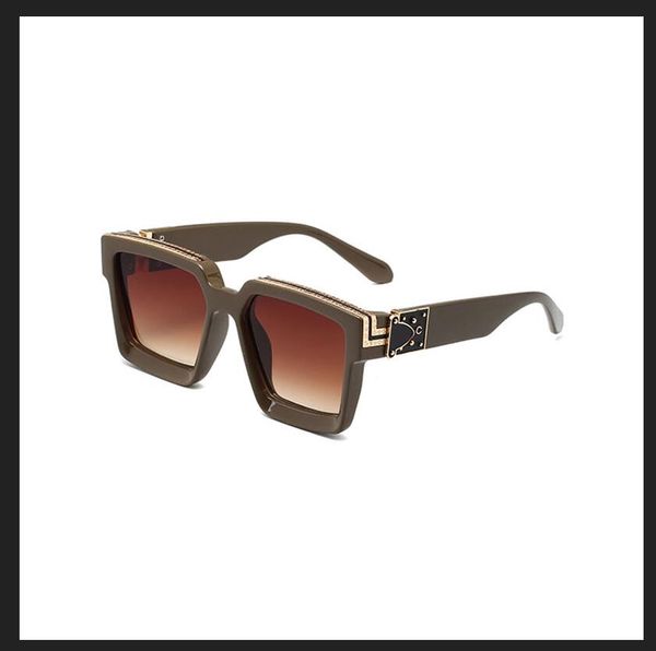 glasses 96006 mens sunglasses luxury womans uv400 box sunglasses glasses brand designer sun with millionaire brand glitter2009 l26, White;black
glasses 96006 mens sunglasses luxury womans uv400 box sunglasses glasses brand designer sun with millionaire brand glitter2009 l26, White;black