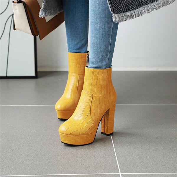 boots ymechic fashion platform winter shoes women plus size yellow brown black stone pattern super high heel ankle female bootie
boots ymechic fashion platform winter shoes women plus size yellow brown black stone pattern super high heel ankle female bootie