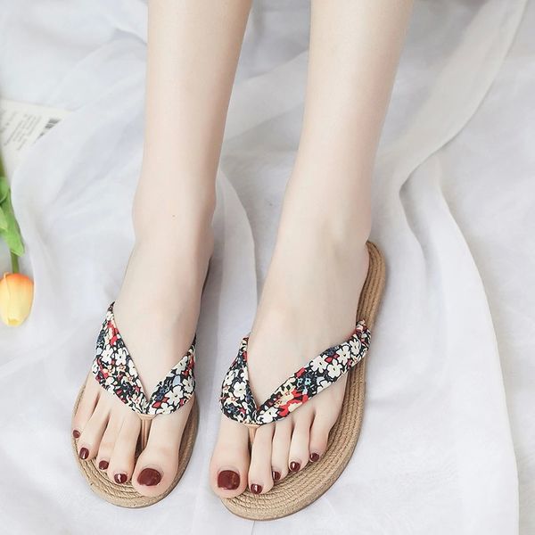 2020 summer beach shoes women slippers flip flops flat casual woman summer shoes soft comfortable ladies slippers a2359 #um45, Black
2020 summer beach shoes women slippers flip flops flat casual woman summer shoes soft comfortable ladies slippers a2359 #um45, Black