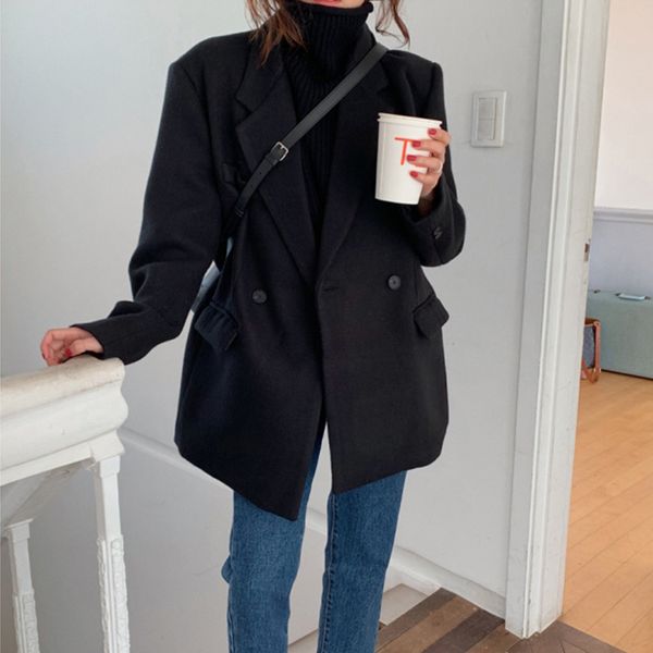 m2020 new autumn and winter woolen women's hepburn worsted coat short thick temperament small black
m2020 new autumn and winter woolen women's hepburn worsted coat short thick temperament small black