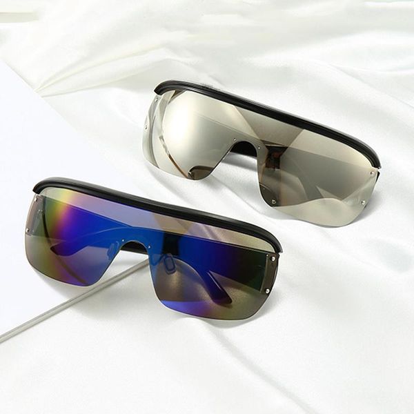 sunglasses 2021 est design big frame oversized women large flat sun glasses trendy square gradient shades, White;black
sunglasses 2021 est design big frame oversized women large flat sun glasses trendy square gradient shades, White;black