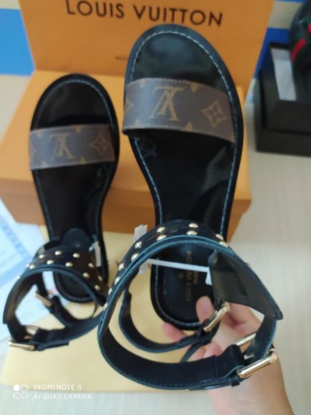 fashion sandals, designer slippers new r luxury slides men's summer rubber sandals, beach slippers, fashionable wear-resistant slippers, Black
fashion sandals, designer slippers new r luxury slides men's summer rubber sandals, beach slippers, fashionable wear-resistant slippers, Black