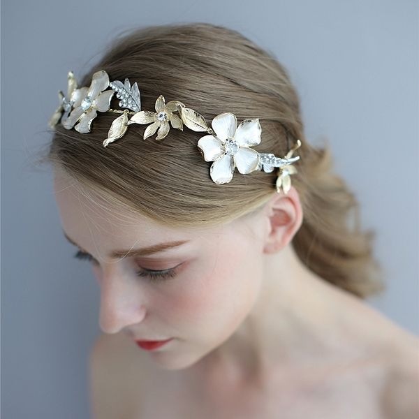 light gold floral wedding tiara handmade crystal bridal vine crown fashion women headpiece brides hair jewelry y200409, Slivery;golden
light gold floral wedding tiara handmade crystal bridal vine crown fashion women headpiece brides hair jewelry y200409, Slivery;golden