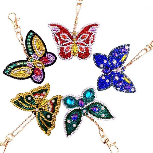 paintings 5d diamond painting key chain special shaped backpack pendant mosaic diy unfinished kit christmas gift decor1
paintings 5d diamond painting key chain special shaped backpack pendant mosaic diy unfinished kit christmas gift decor1