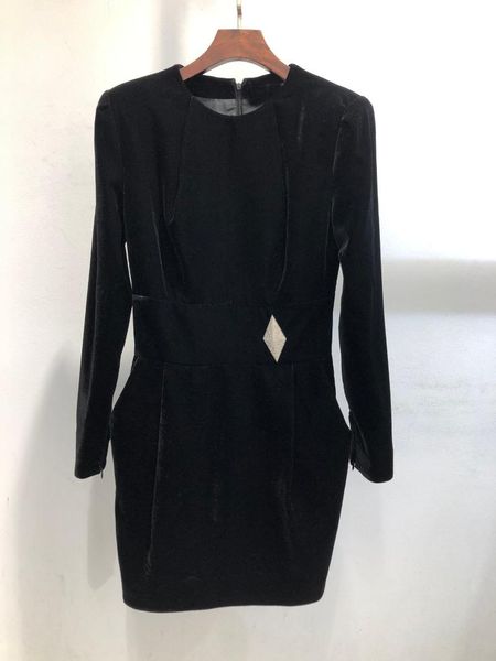 casual dresses 2021fw fashion women luxury velvet long sleeve for ladies rmsx 11.28, Black;gray
casual dresses 2021fw fashion women luxury velvet long sleeve for ladies rmsx 11.28, Black;gray