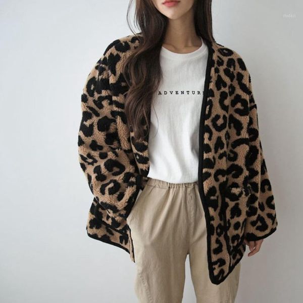 autumn winter lambs faux fur vintage short coat women ctton padded leopard print jacket korea style warm outerwear basic jackets1, Black;brown
autumn winter lambs faux fur vintage short coat women ctton padded leopard print jacket korea style warm outerwear basic jackets1, Black;brown