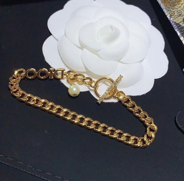 2021 new designer jewelry d home / dijia new letter pearl bracelet net red fashion brass material, Golden
2021 new designer jewelry d home / dijia new letter pearl bracelet net red fashion brass material, Golden
