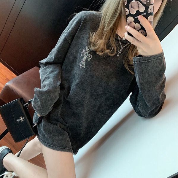men's and women's long-sleeved t-shirt lazy style heavy industry diamond loose large version with necklace, Black
men's and women's long-sleeved t-shirt lazy style heavy industry diamond loose large version with necklace, Black