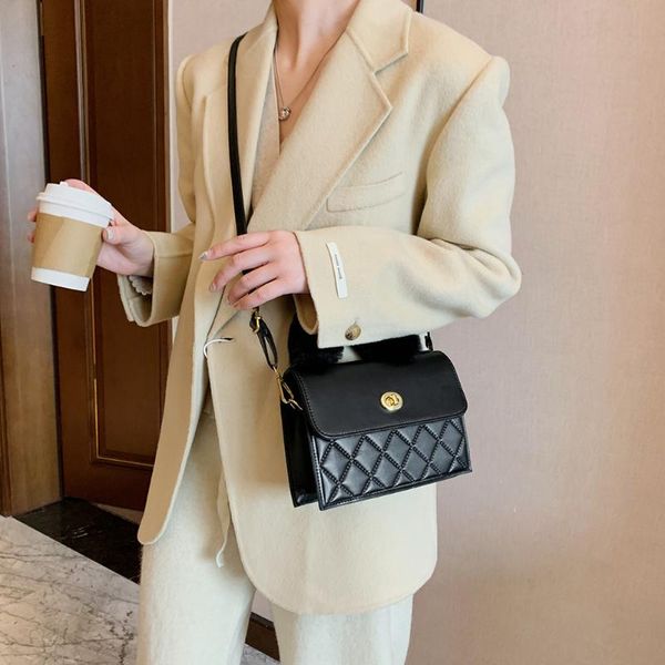 simply crossbody bags pu leather solid lattice simple messenger bag lady travel small handbags for women 2021
simply crossbody bags pu leather solid lattice simple messenger bag lady travel small handbags for women 2021