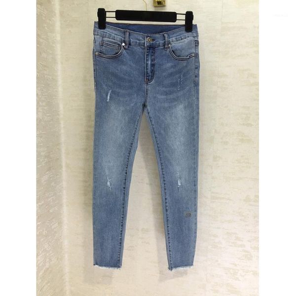 7.11 high end retro ankle-length pants women slim scratched pencil pants 2020 new high waist back embroidery stylish jeans1, Blue
7.11 high end retro ankle-length pants women slim scratched pencil pants 2020 new high waist back embroidery stylish jeans1, Blue