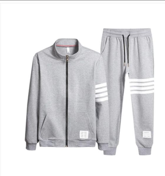 sell new sportswear suit men's and women's outerwear casual hoodie cardigan four-bar hoodie two-piece size -4xl, Gray
sell new sportswear suit men's and women's outerwear casual hoodie cardigan four-bar hoodie two-piece size -4xl, Gray