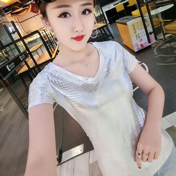 fashion bronzing short sleeve t shirt female snake grain bright v neck summer t shirt women 2020 streetwear bodycon tshirt, White
fashion bronzing short sleeve t shirt female snake grain bright v neck summer t shirt women 2020 streetwear bodycon tshirt, White