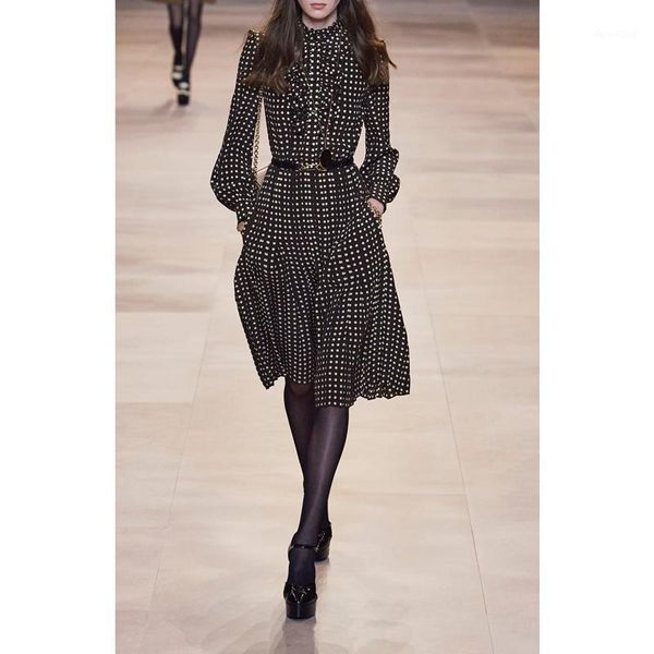 10.29 vintage fashion polka dot ruffle stand collar dress women elegant temperament pleated long dress1, Black;gray
10.29 vintage fashion polka dot ruffle stand collar dress women elegant temperament pleated long dress1, Black;gray