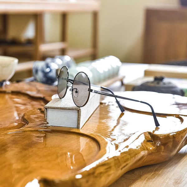 crystal men's and women's sunshade eye protection stone glasses, Black
crystal men's and women's sunshade eye protection stone glasses, Black