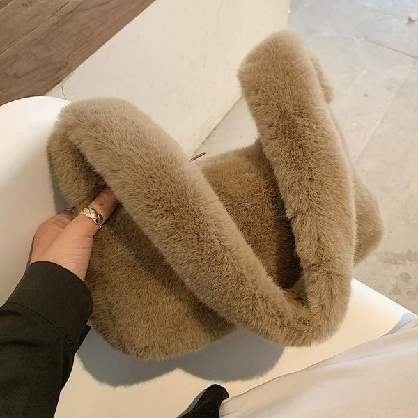 shoulder bags 2021 winter fashion high-quality soft plush women's designer handbag high capacity casual armpit bag
shoulder bags 2021 winter fashion high-quality soft plush women's designer handbag high capacity casual armpit bag