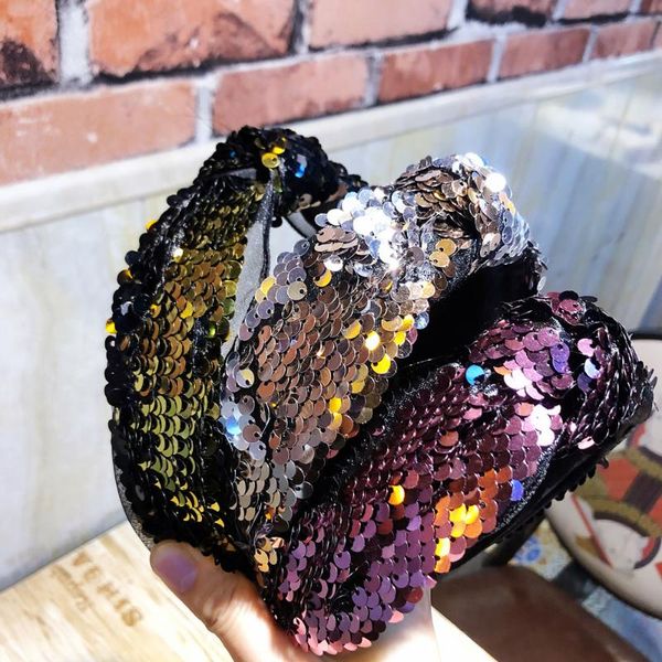 dongdaemun, south korea, two-color sequins and wide knotted headband, shiny girly headband
dongdaemun, south korea, two-color sequins and wide knotted headband, shiny girly headband