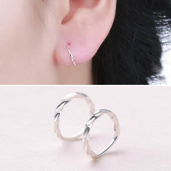 minimalist metal small twist hoop earrings for women men silver color round circle creole ear hoops jewelry aros mujer oreja, Golden;silver
minimalist metal small twist hoop earrings for women men silver color round circle creole ear hoops jewelry aros mujer oreja, Golden;silver