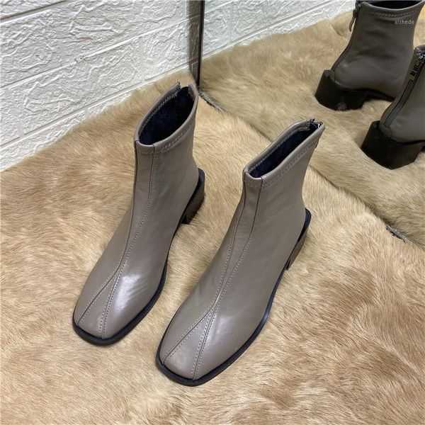 boots deat 2021 autumn winter fashion casual square toe solid color plush thick heel leather single shoes women short sg3311, Black
boots deat 2021 autumn winter fashion casual square toe solid color plush thick heel leather single shoes women short sg3311, Black