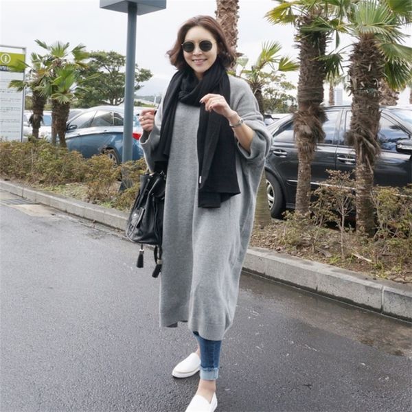 autumn and winter oversize women loose outer wear pullover sweater new long dress 201221, White;black
autumn and winter oversize women loose outer wear pullover sweater new long dress 201221, White;black
