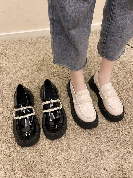 shoes woman flats oxfords all-match british style modis clogs platform dress leather winter preppy 2022 new creepers pu fashion, Black;white
shoes woman flats oxfords all-match british style modis clogs platform dress leather winter preppy 2022 new creepers pu fashion, Black;white