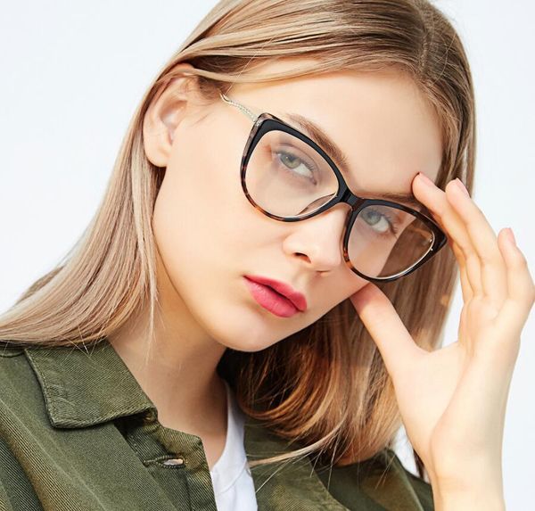 2021 fashion designer wholesale metal plastic sun glasses new vintage sunglasses shades for women y2s7, White;black
2021 fashion designer wholesale metal plastic sun glasses new vintage sunglasses shades for women y2s7, White;black
