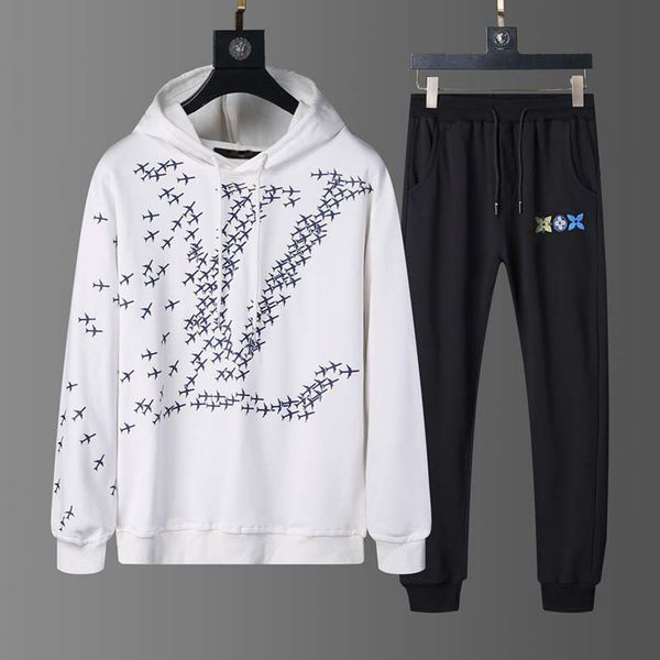 20ssmen's fashion designer sportswear spring and autumn casual sportswear men's sportswear couple hoodies jogging, Gray
20ssmen's fashion designer sportswear spring and autumn casual sportswear men's sportswear couple hoodies jogging, Gray