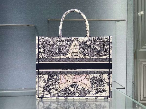 handbag fashion bags ladies large-capacity handbags designer handbags fashion retro ethnic style canvas handmade embroidery pattern handba
handbag fashion bags ladies large-capacity handbags designer handbags fashion retro ethnic style canvas handmade embroidery pattern handba