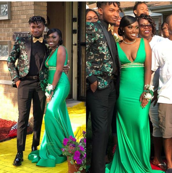 party dresses green long mermaid prom sleeveless v neck sweep strain plus size simple formal evening dress gowns, White;black
party dresses green long mermaid prom sleeveless v neck sweep strain plus size simple formal evening dress gowns, White;black