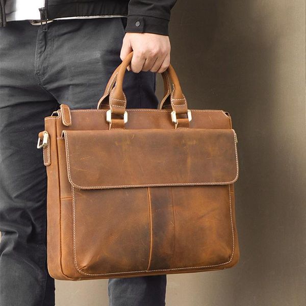 2021 genuine leather men's bag retro crazy horse leather messenger bag portable briefcase computer for male
2021 genuine leather men's bag retro crazy horse leather messenger bag portable briefcase computer for male