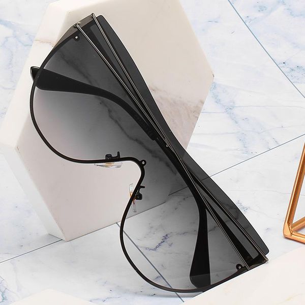sunglasses 2021 square fashion women men luxury vintage brand designer green pink lens female oval nx, White;black
sunglasses 2021 square fashion women men luxury vintage brand designer green pink lens female oval nx, White;black