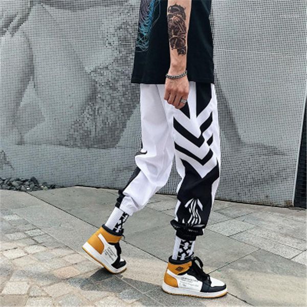 new fashion printed men harem pants hip hop casual streetwear joggers men 2020 fashion elastic waist trousers1, Black
new fashion printed men harem pants hip hop casual streetwear joggers men 2020 fashion elastic waist trousers1, Black