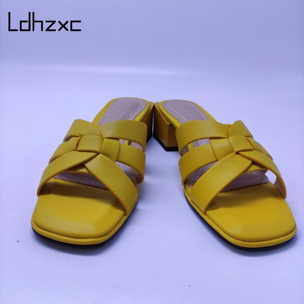 ldhzxc 2021 summer woman shoes square heel sandals genuine leather thick high heel lady shoes slippers solid color size 34-46, Black
ldhzxc 2021 summer woman shoes square heel sandals genuine leather thick high heel lady shoes slippers solid color size 34-46, Black