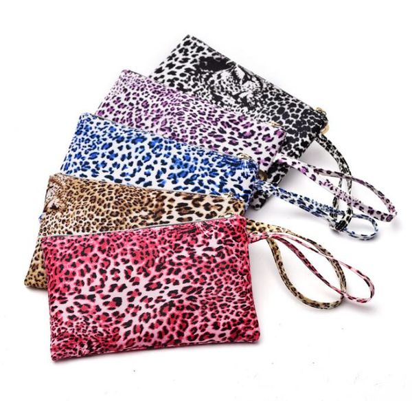 10pcs women pu leopard printing phone square zipper coin purses mix color size 20*2*12.5cm, Red;black
10pcs women pu leopard printing phone square zipper coin purses mix color size 20*2*12.5cm, Red;black