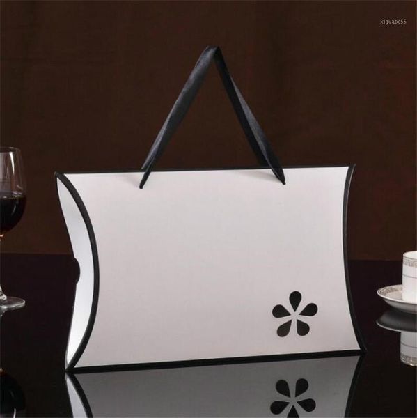 12pcs 32*20*5.5cm pillow shape large cardboard box gift box black/white/red/orange pastry packaging bag wedding favor gifts1
12pcs 32*20*5.5cm pillow shape large cardboard box gift box black/white/red/orange pastry packaging bag wedding favor gifts1