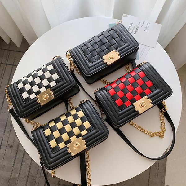 2020 trendy patchwork korean handbag fashion chain small crossbody bags for women plaid messenger bag lock leather tote bag
2020 trendy patchwork korean handbag fashion chain small crossbody bags for women plaid messenger bag lock leather tote bag