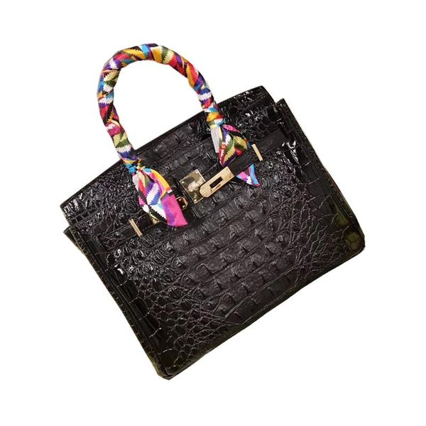 shoulder messenger fashion american classic european bag trendy fishbone pattern cowhide leather womens bag and crocodile portable birk lvct, Red;black
shoulder messenger fashion american classic european bag trendy fishbone pattern cowhide leather womens bag and crocodile portable birk lvct, Red;black