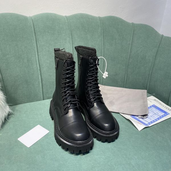 thick heel women martin boots ankle shoes genuine leather boots cow muscle sole lace up chunky heel boot for ladies hy112302, Black
thick heel women martin boots ankle shoes genuine leather boots cow muscle sole lace up chunky heel boot for ladies hy112302, Black
