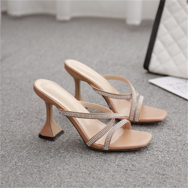2021 new all-game mode one-line crystal crosses carretel heels high heel women's sandals slippers pirj, Black
2021 new all-game mode one-line crystal crosses carretel heels high heel women's sandals slippers pirj, Black