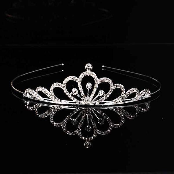 wholesale shiny crystal bridal tiara party pageant silver plated crown hairband wedding accessories 2021 new design
wholesale shiny crystal bridal tiara party pageant silver plated crown hairband wedding accessories 2021 new design