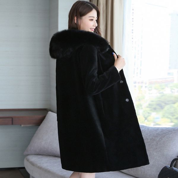 2021 new woman wool warm female winter jacket of women in the false fox fur collar 5xl thick coat mujer wxf545 o170, Black
2021 new woman wool warm female winter jacket of women in the false fox fur collar 5xl thick coat mujer wxf545 o170, Black