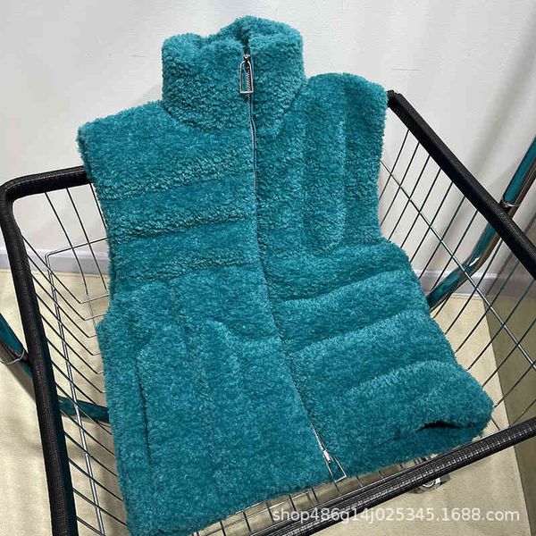 women's vests autumn and winter bv cashmere blue vest warm waistcoat versatile sleeveless zipper st collar men's women's vest, Black;white
women's vests autumn and winter bv cashmere blue vest warm waistcoat versatile sleeveless zipper st collar men's women's vest, Black;white