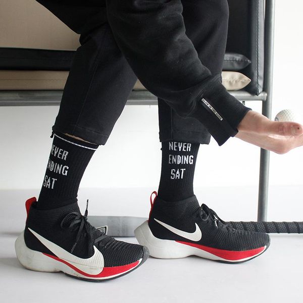 men's socks street dance ins harajuku fashion brief letter sock couples skateboard women in the, Black
men's socks street dance ins harajuku fashion brief letter sock couples skateboard women in the, Black